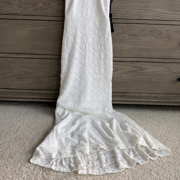 👰🏻‍♀️ NWT Lulus Ephemeral Allure Ivory Lace Maxi Dress - Picture 8 of 11